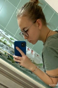 Алена Власова