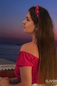 Анастасия Кретова