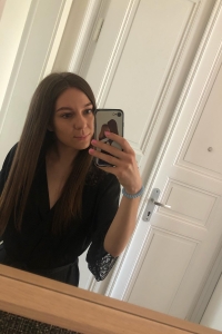 Анна Остапенко