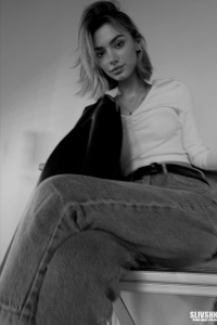 Арьяна Глазова