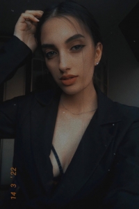 Яна Владова