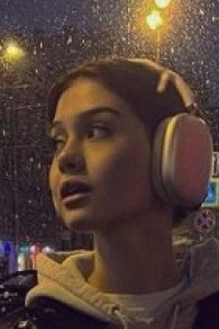 Лина Елисеева