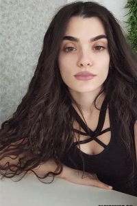 Нора Армянка