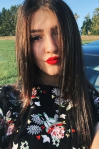 Полина Черепанова