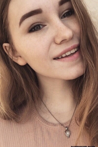 Полина Левковец