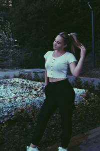 Полина Медведева